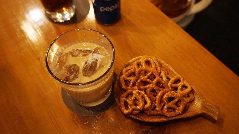 6 Amazing bars in Hapjeong These 6 bars all have different characters and style. Some of them will blow your mind!